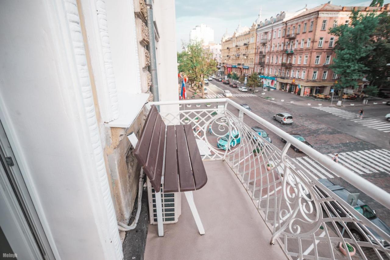 Kyiv Art Apartments Near Golden Gate エクステリア 写真