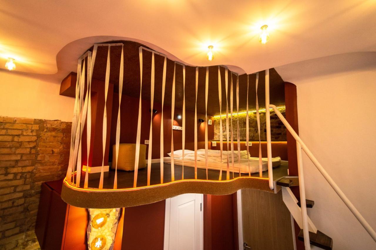 Kyiv Art Apartments Near Golden Gate エクステリア 写真